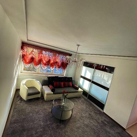 Luxury Red Apartment By Marta Radom Eksteriør billede