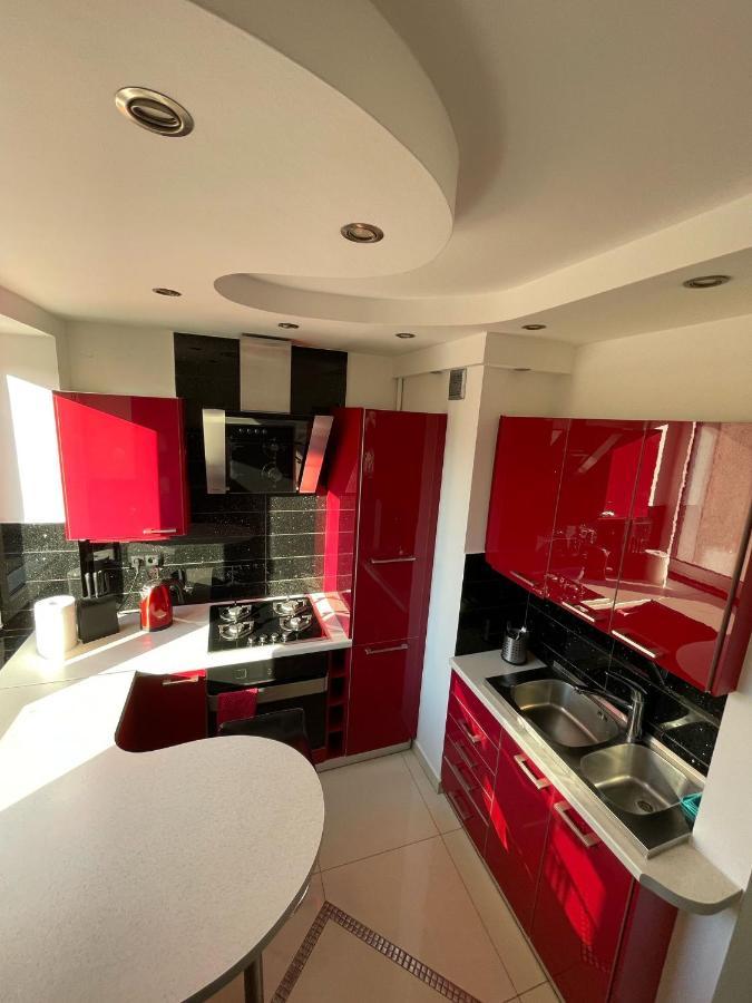 Luxury Red Apartment By Marta Radom Eksteriør billede