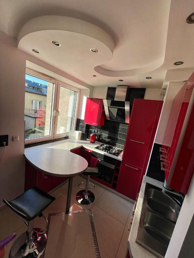 Luxury Red Apartment By Marta Radom Eksteriør billede